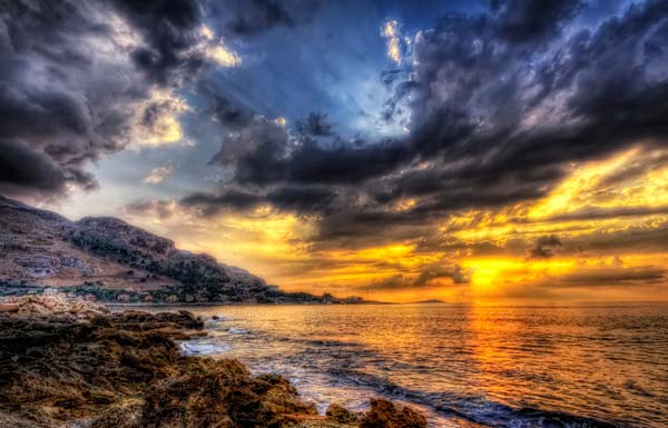 Incertitudes HDR Photography by omalorig