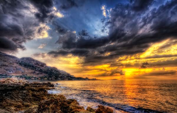 Incertitudes HDR Photography by omalorig Incertitudes HDR Photography by omalorig
